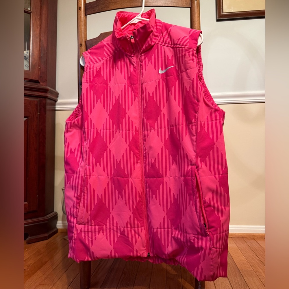 Nike Golf Hot Pink Therma-Fit Puffer Vest